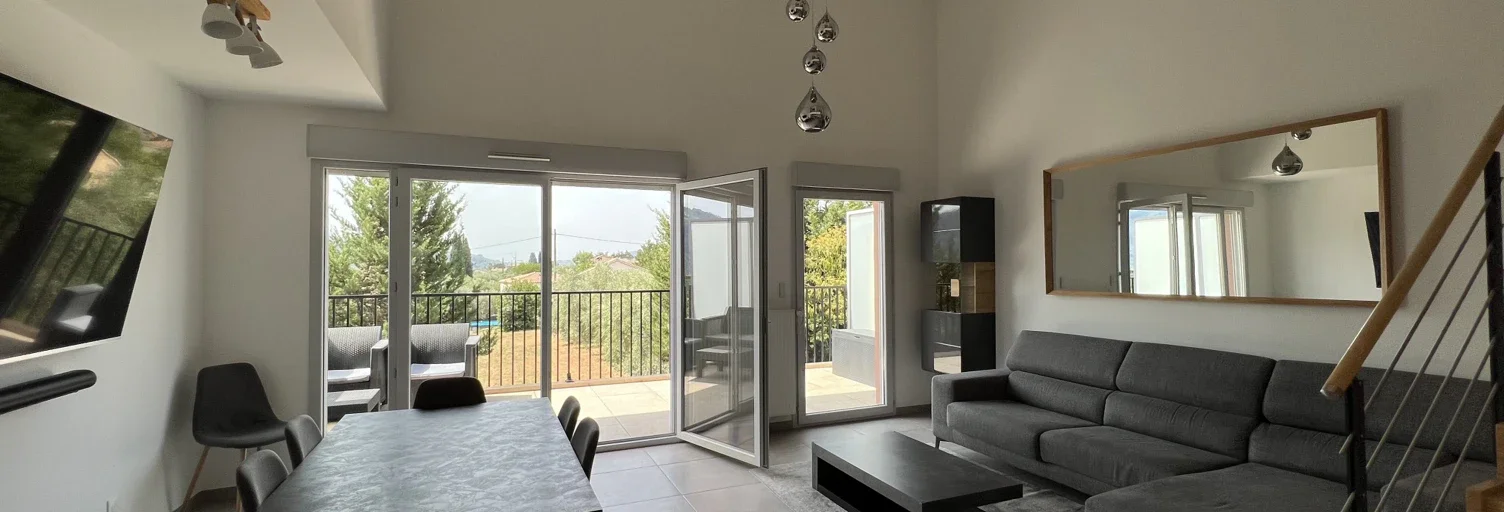 Flat Route des Plans in Carros