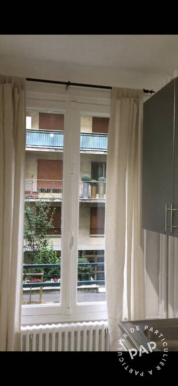 Flat Rue du Général Appert in Paris