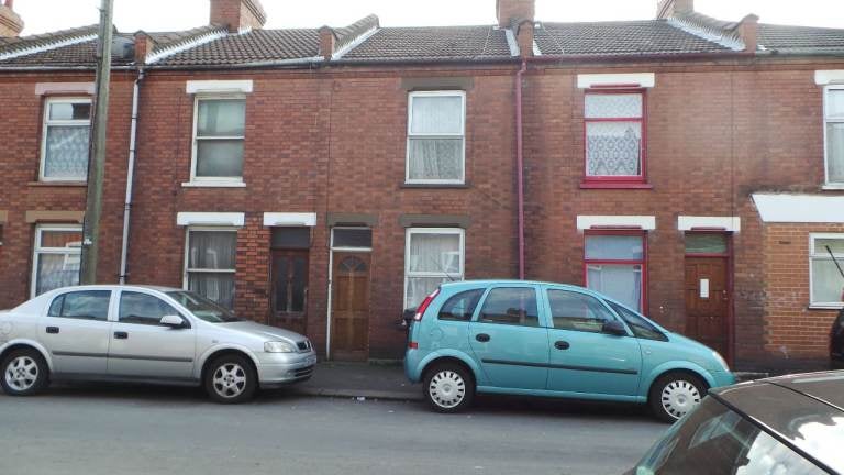 House Wimborne Road in Luton