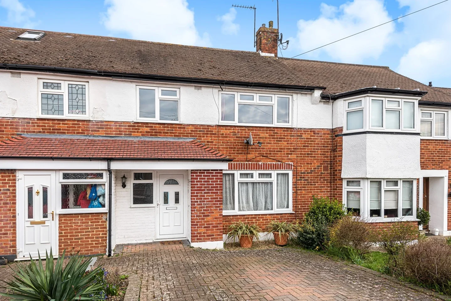 House Southlands Avenue in Greater London