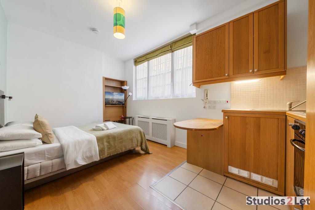 Flat North Gower Street in Greater London