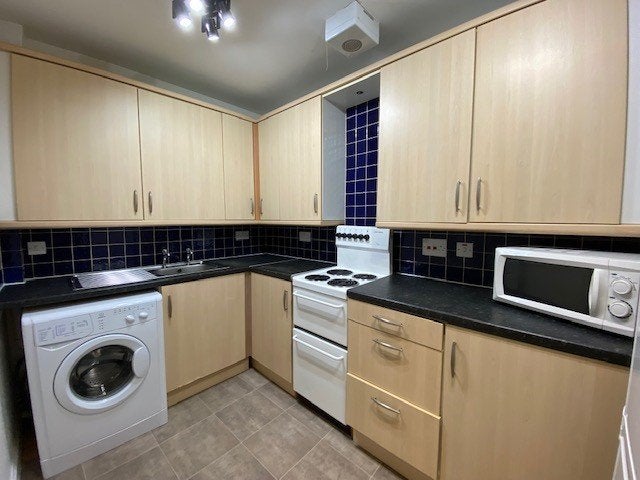 Flat Dalry Road in City of Edinburgh
