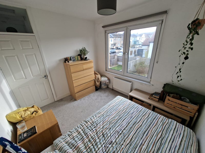 Room Jersey Avenue in Bristol