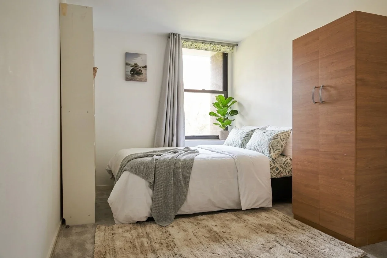 Room Vauxhall Bridge Road in City of Westminster