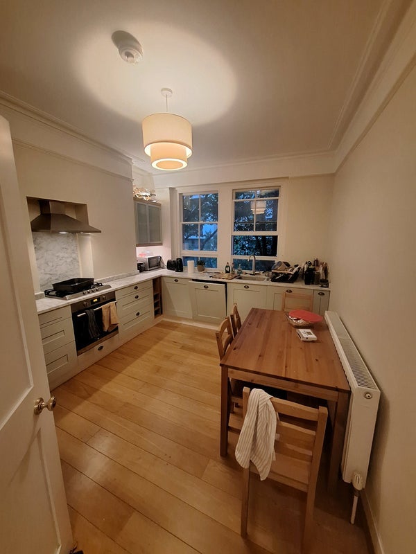 Room Avonmore Road in Greater London