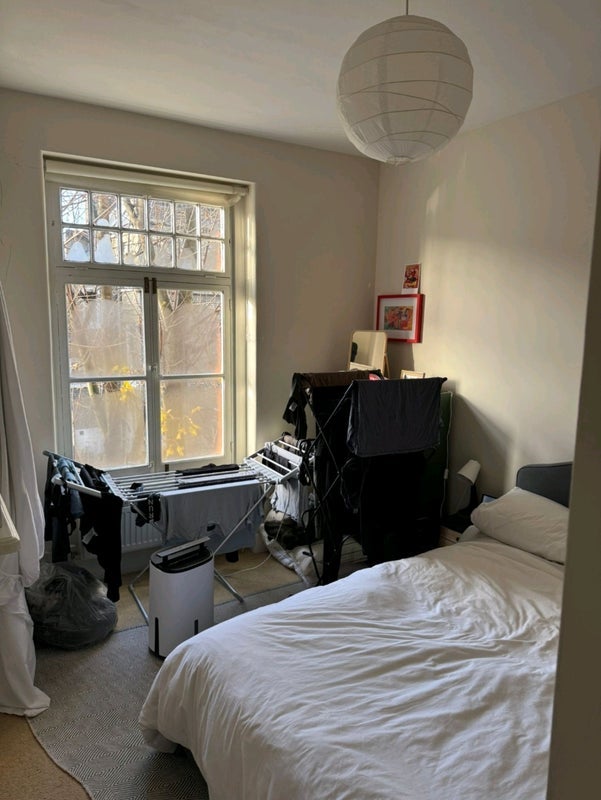 Room Avonmore Road in Greater London