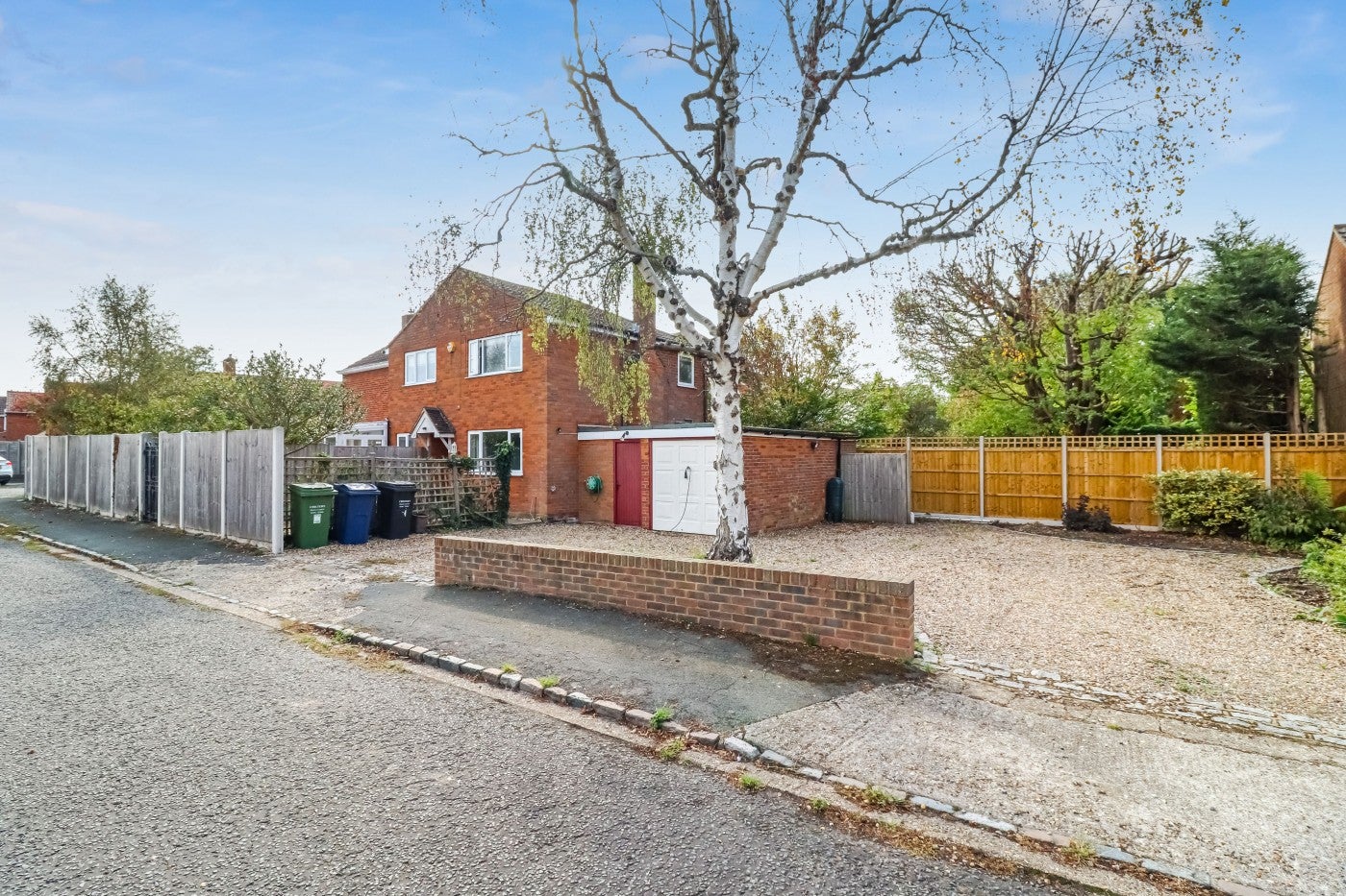 House Highlands Lane in Chalfont St Peter