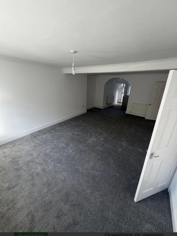House Miskin Road in Tonypandy