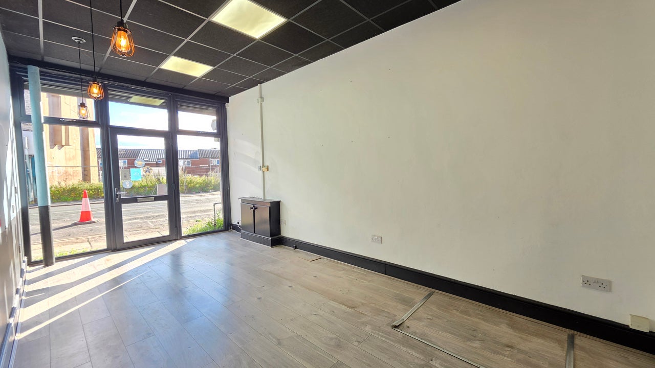 Flat Picton Road in Liverpool