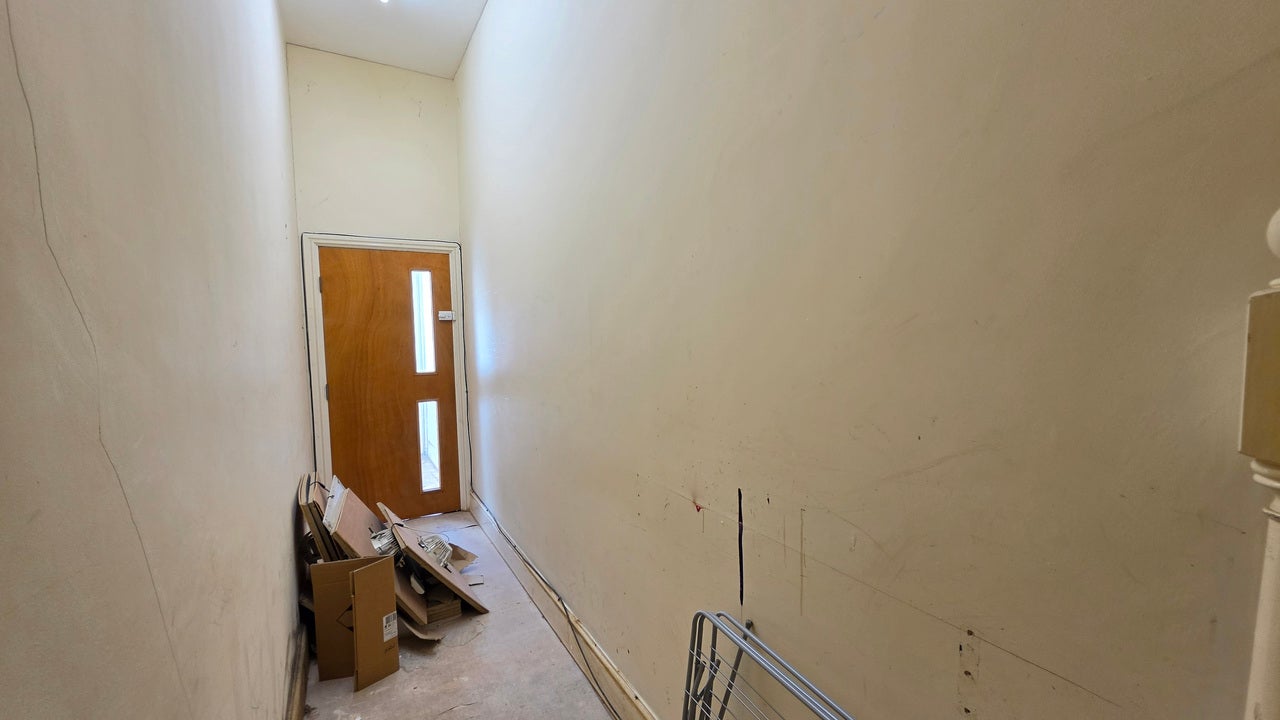 Flat Picton Road in Liverpool