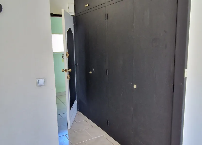 Appartement Avenue du Docteur Gerhardt à Peymeinade