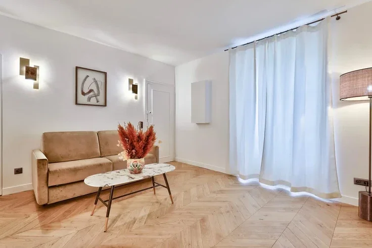 Flat Rue Cler in Paris