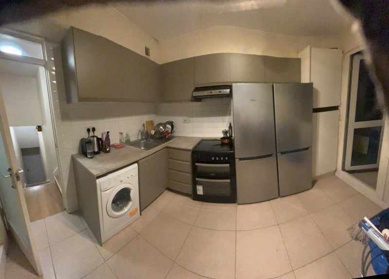Room Rainsborough Avenue in Greater London