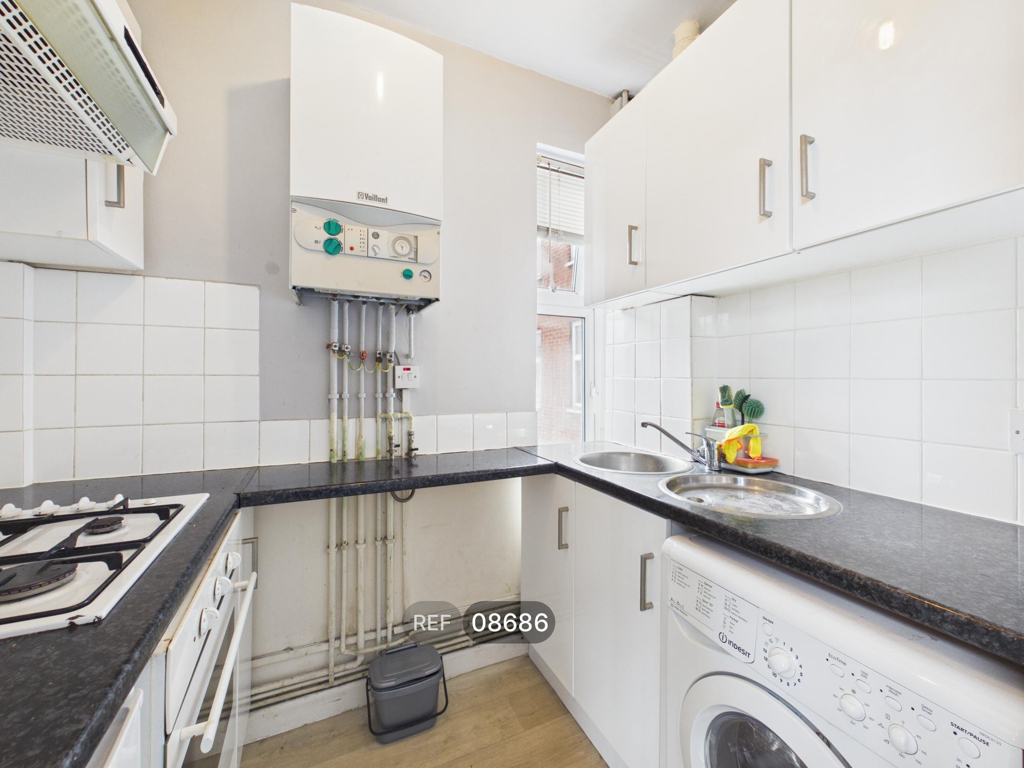 Flat Brixton Hill in Greater London