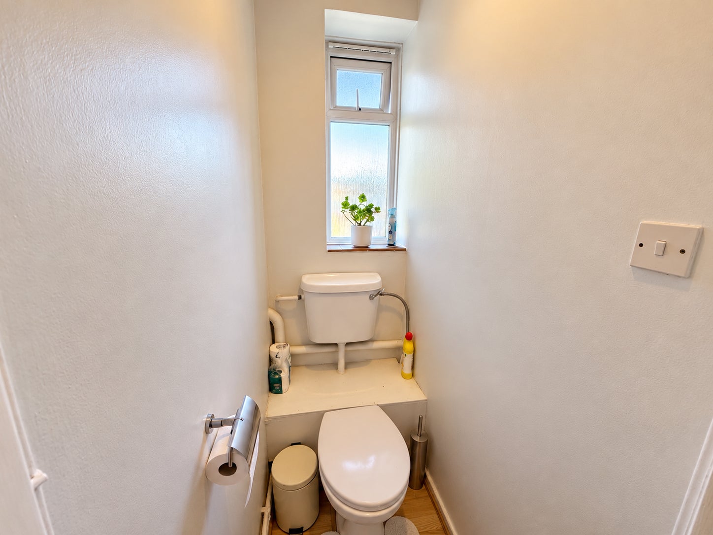 Flat Dounesforth Gardens in Greater London