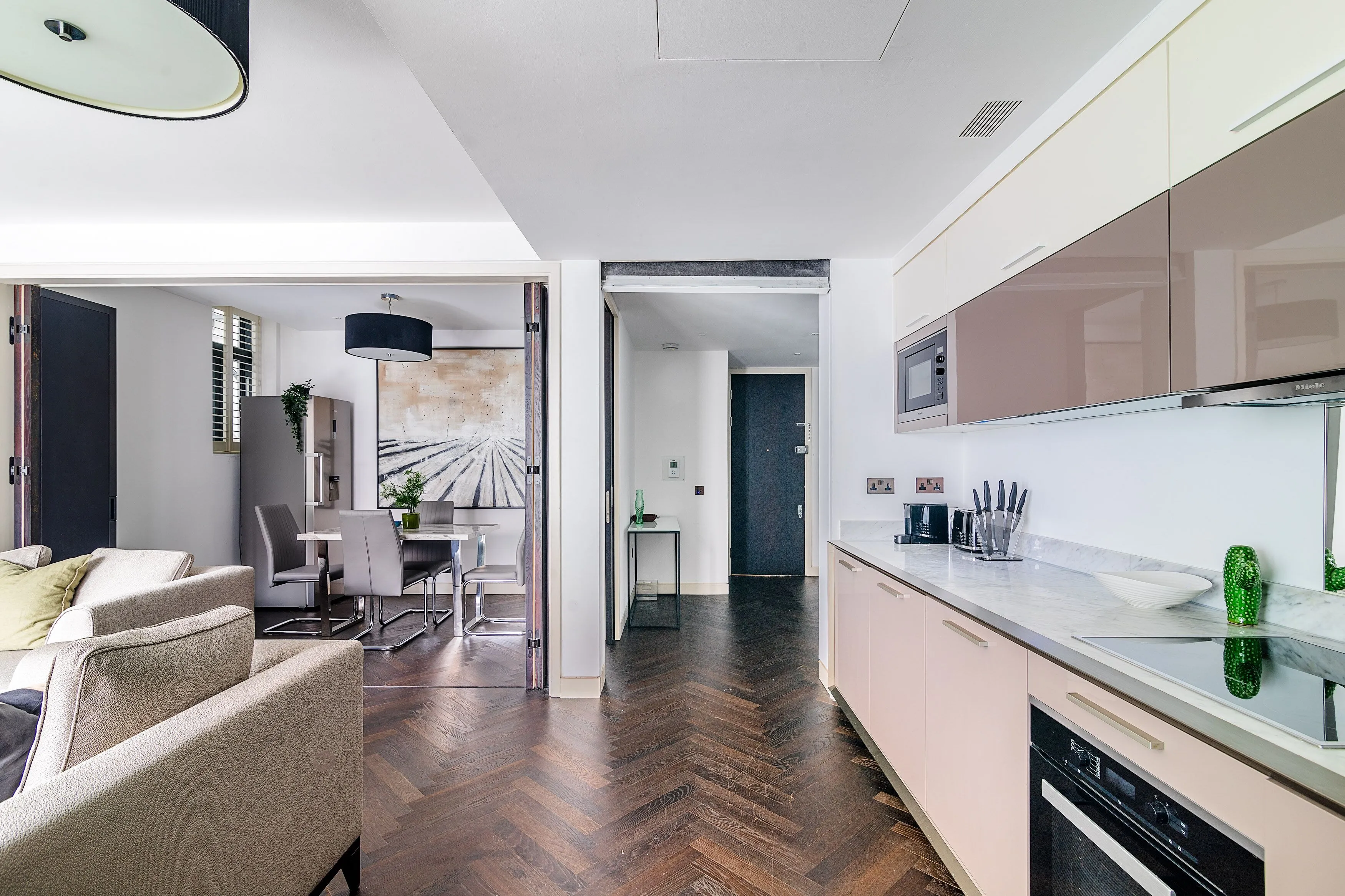 Flat Bedfordbury in City of Westminster