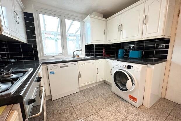 Flat Petunia Crescent in Chelmsford