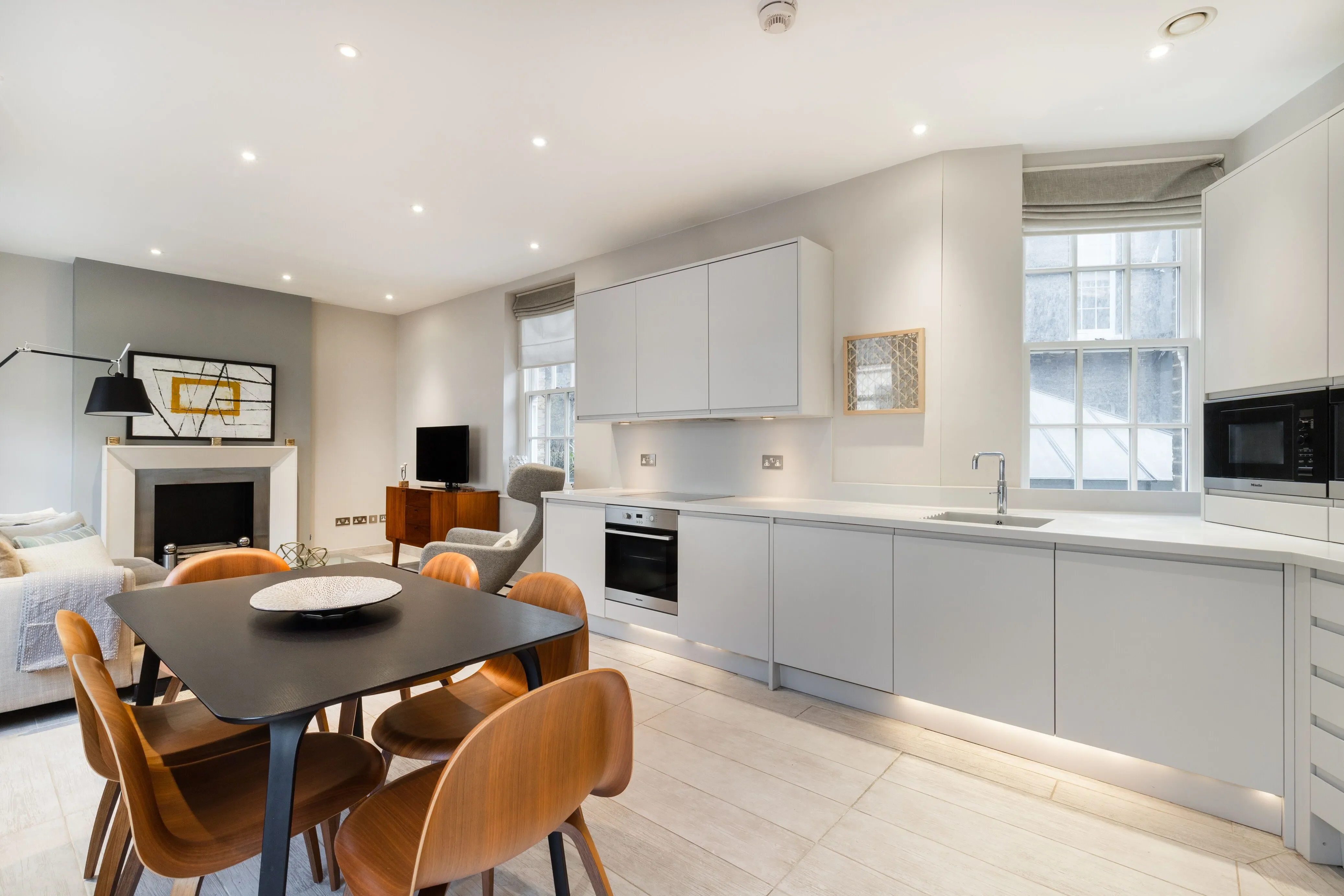 Flat Garrick Street in City of Westminster