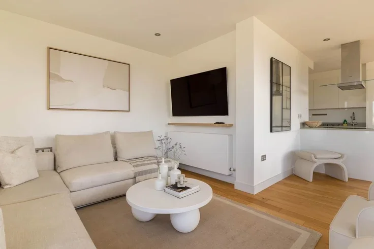 Flat Elgin Avenue in City of Westminster