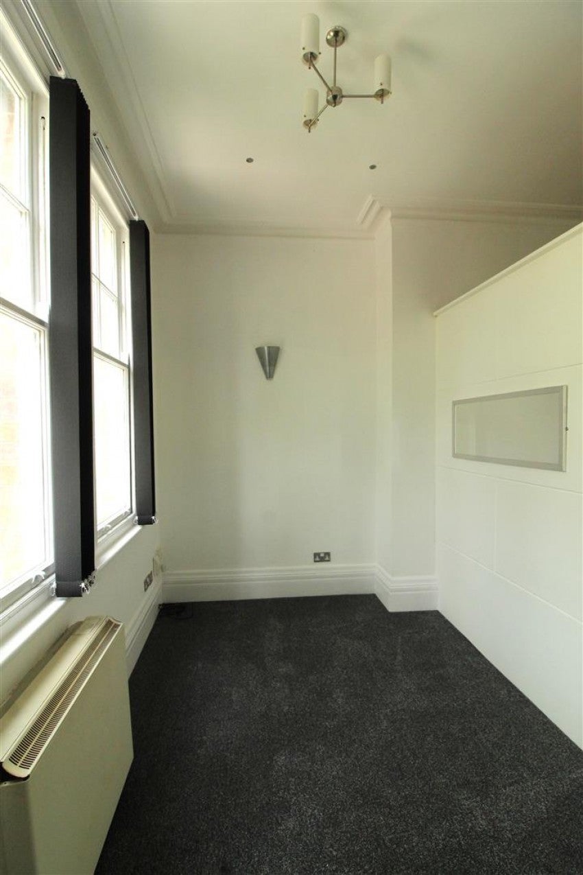 Flat Springfield Road in Leicester