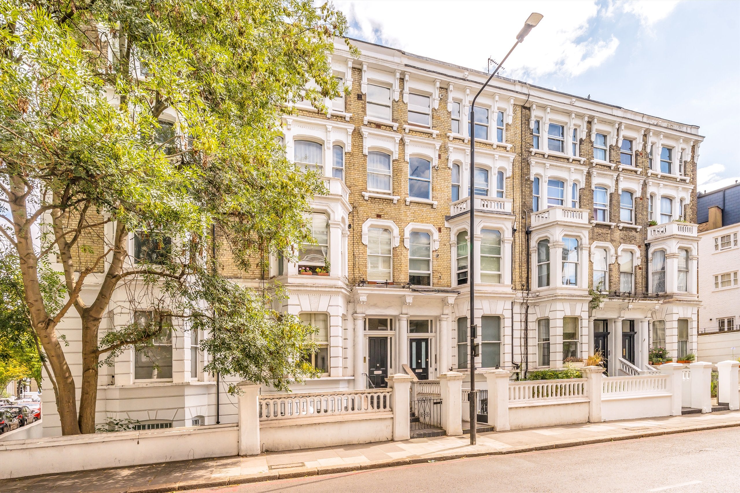 Flat Redcliffe Place in Greater London
