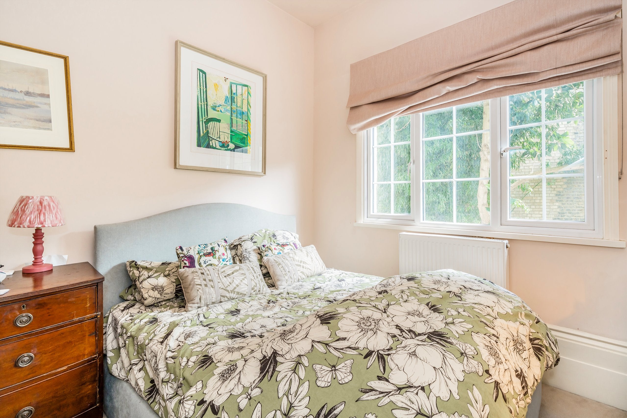 Flat Redcliffe Place in Greater London