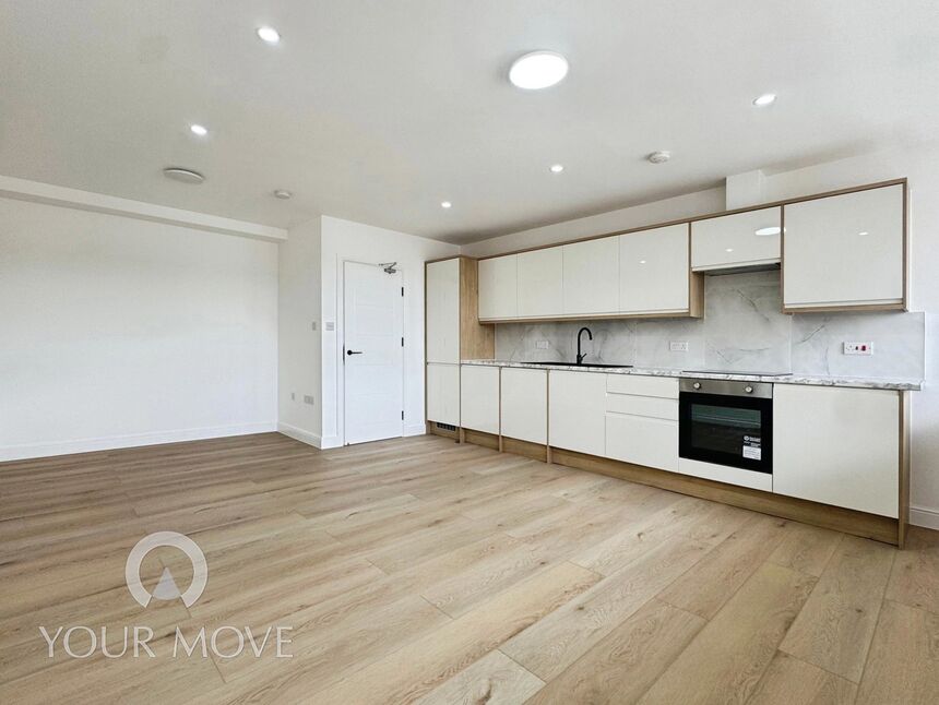 Flat Instone Road in Dartford