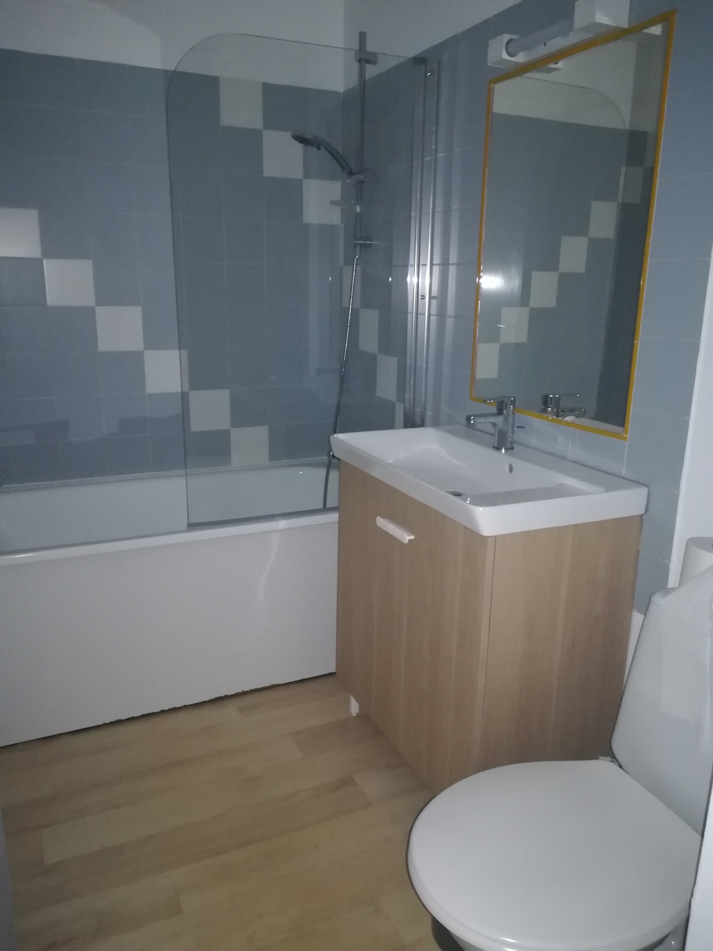 Room Rue Giner de los Rios in Bordeaux