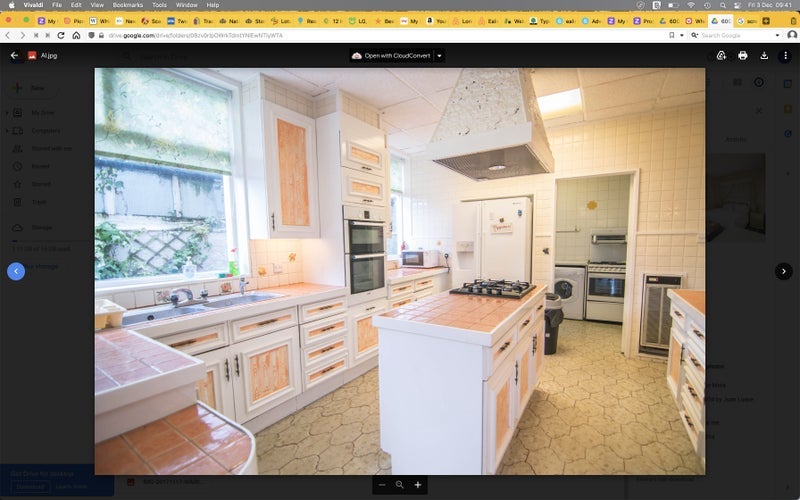 Room Gunnersbury Avenue in Greater London