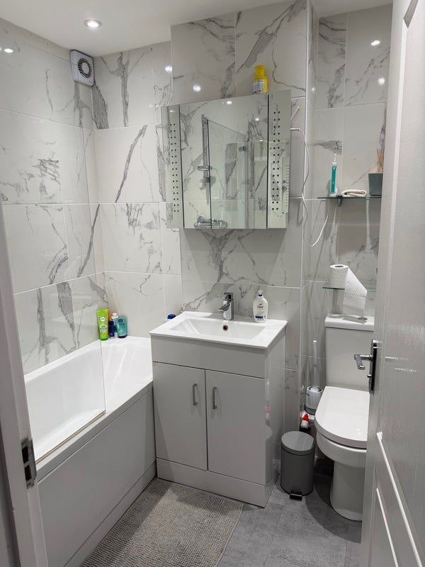 Room Oswin Street in Greater London