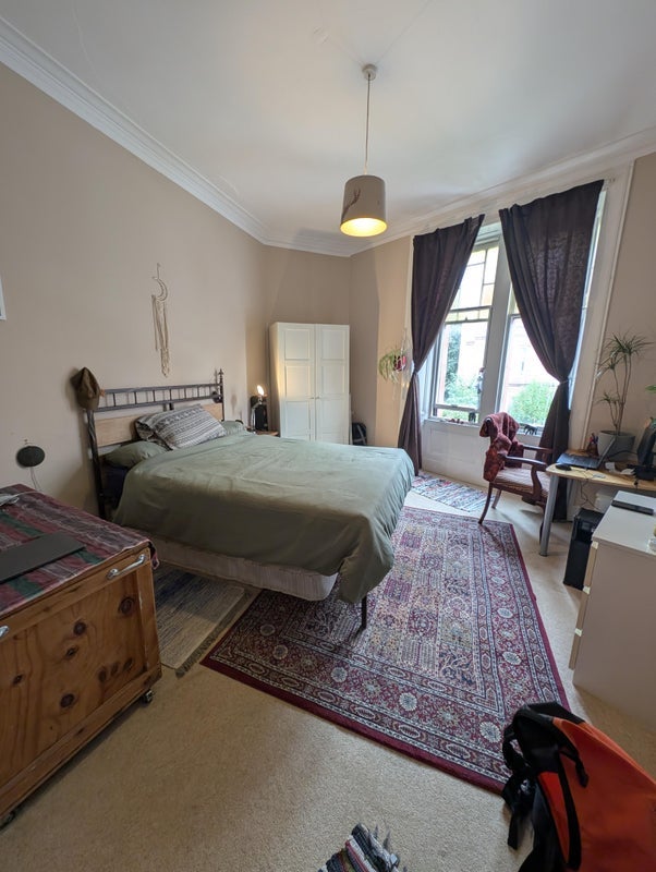 Room Hinshelwood Drive in Glasgow