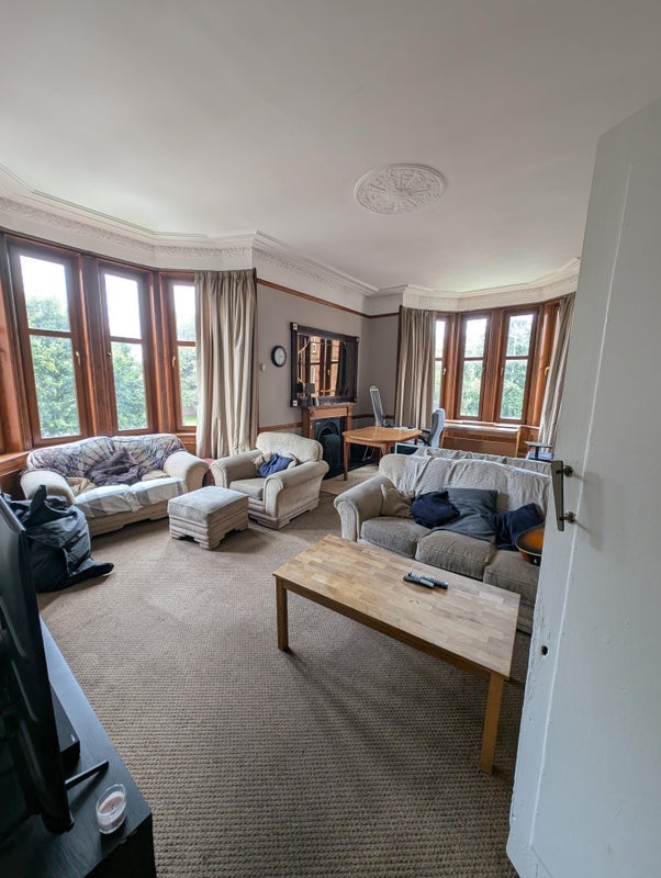 Room Hinshelwood Drive in Glasgow