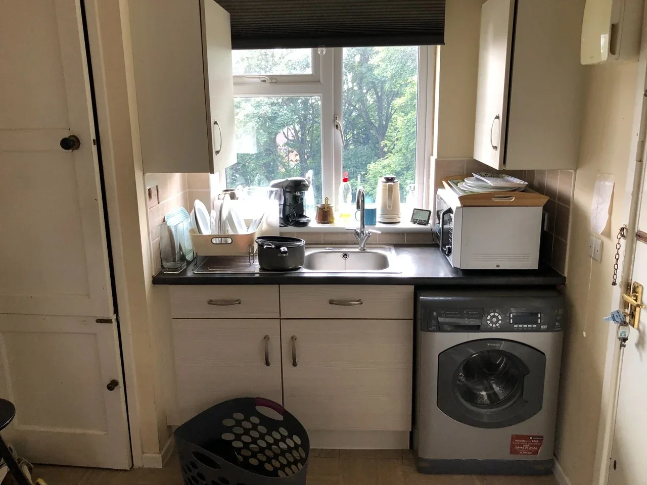 Flat Tinshill Lane in Leeds