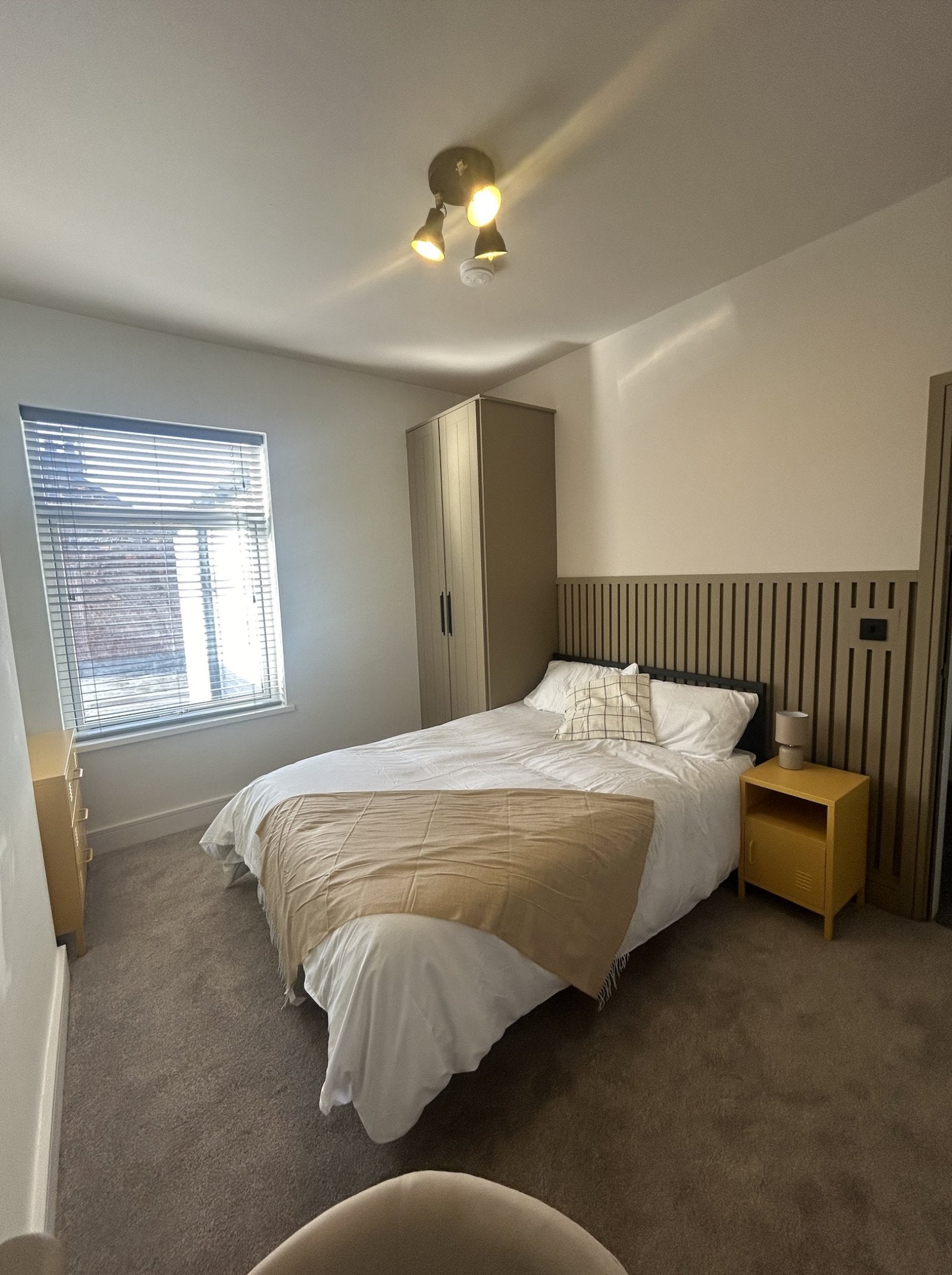 Room Ventnor Street in Hull