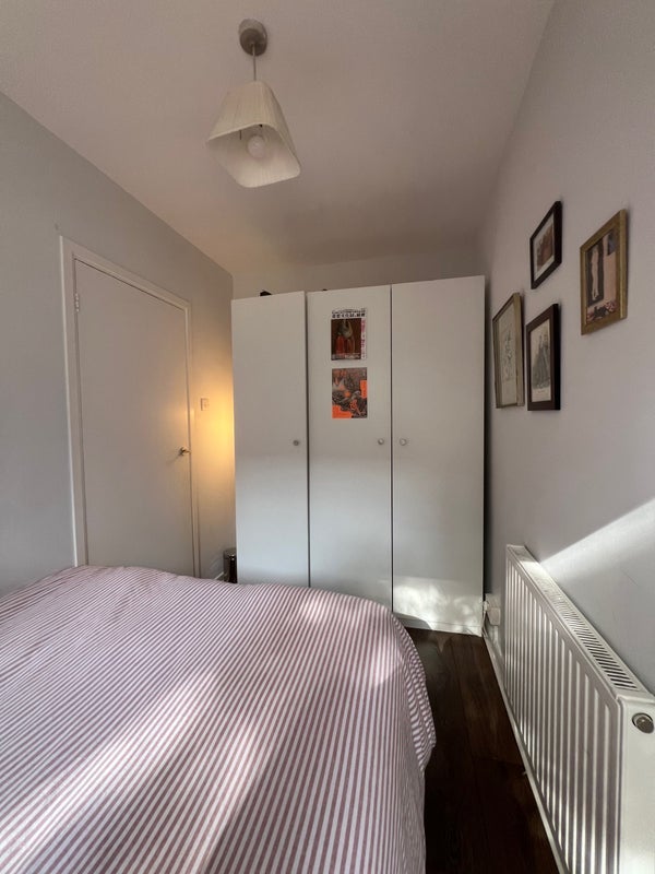 Room Ilminster Gardens in Greater London