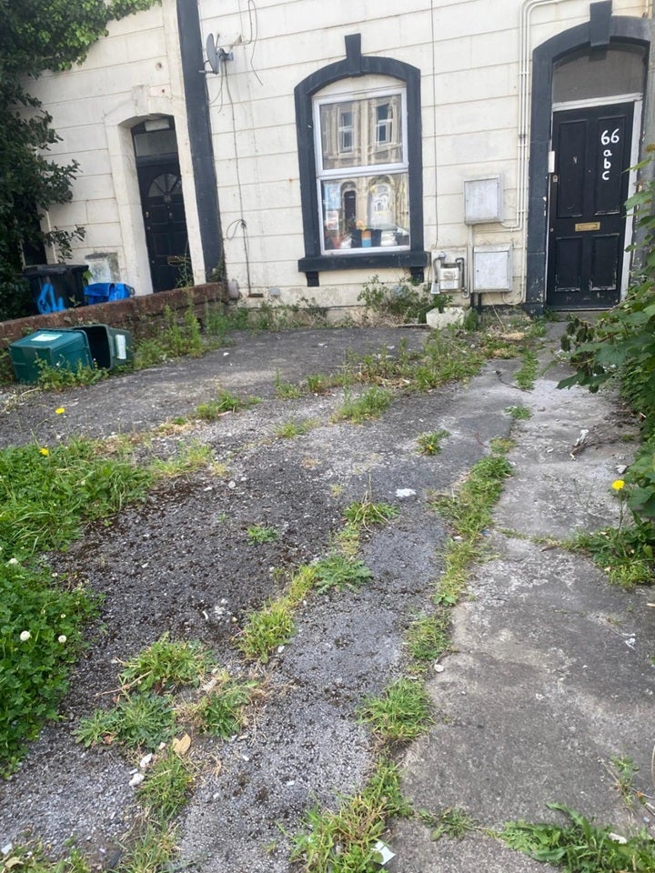 Flat Seymour Road in Bristol