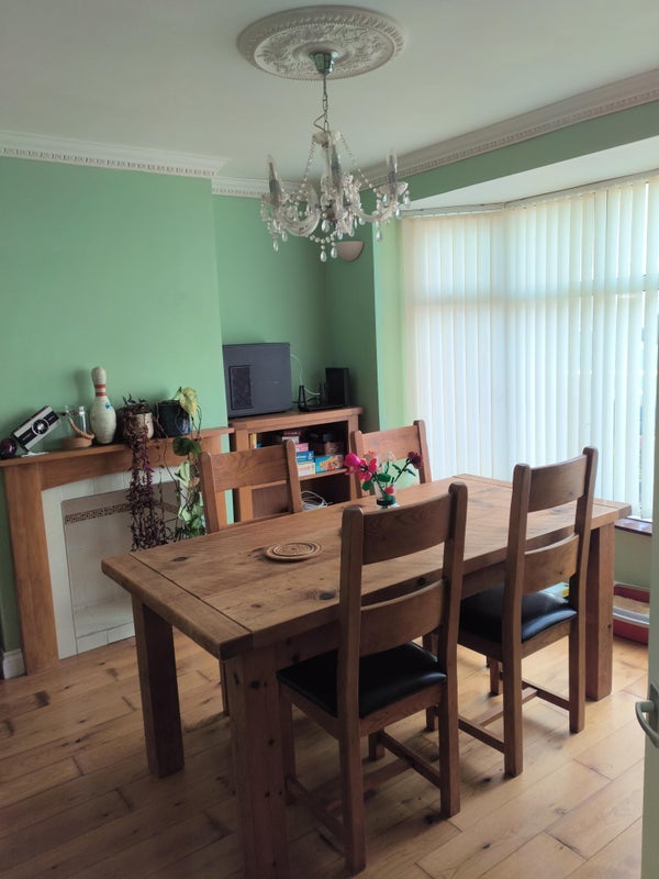 Room St Ann's Road in Prestwich