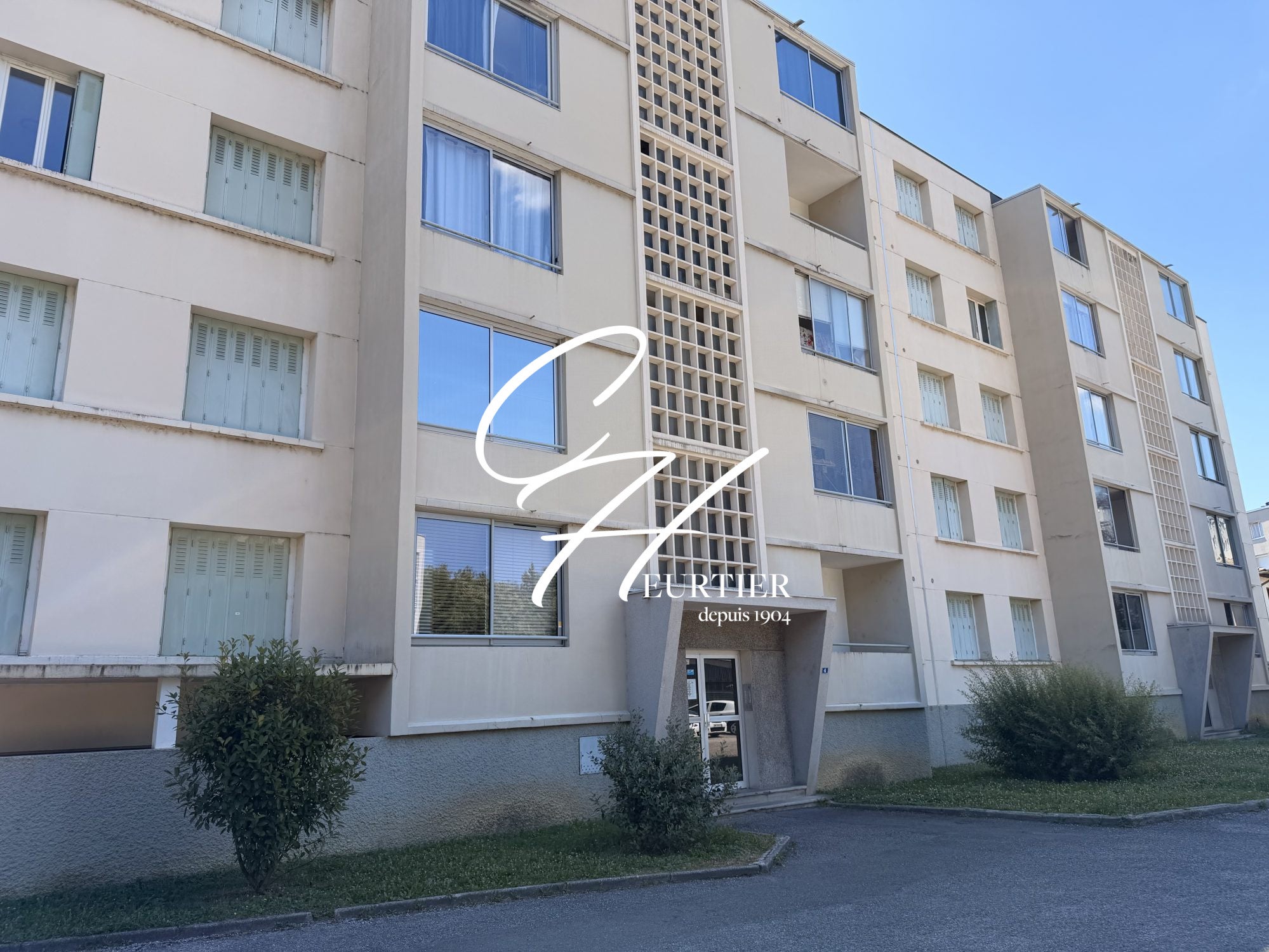 Flat Rue Jean-Richard Bloch in Saint-Martin-d'Hères