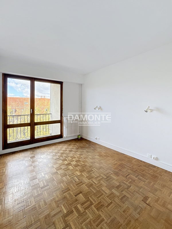 Appartement Boulevard du 1er Régiment d'Artillerie de Montagne à Troyes