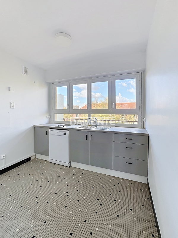 Appartement Boulevard du 1er Régiment d'Artillerie de Montagne à Troyes