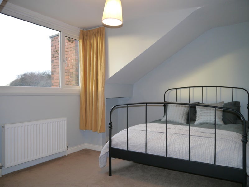 Room Hesketh Place in Leeds