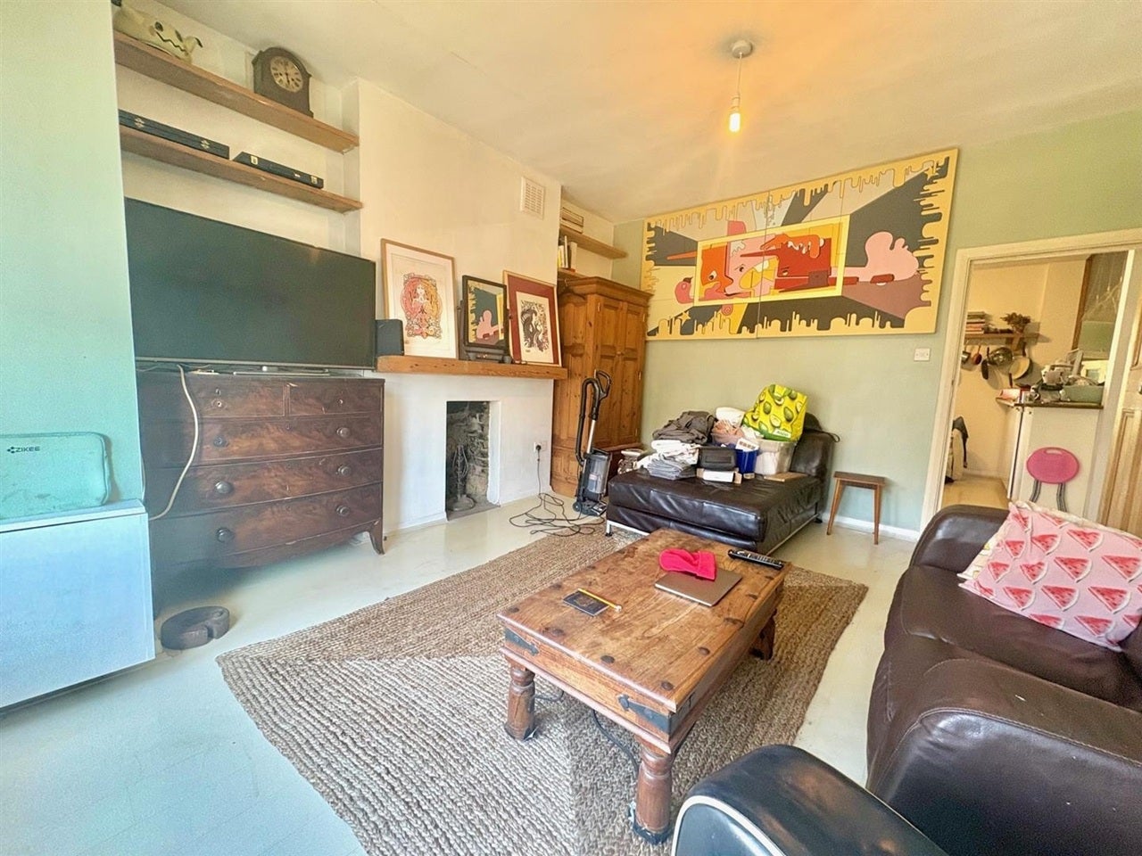 Flat Ashburnham Road in Greater London