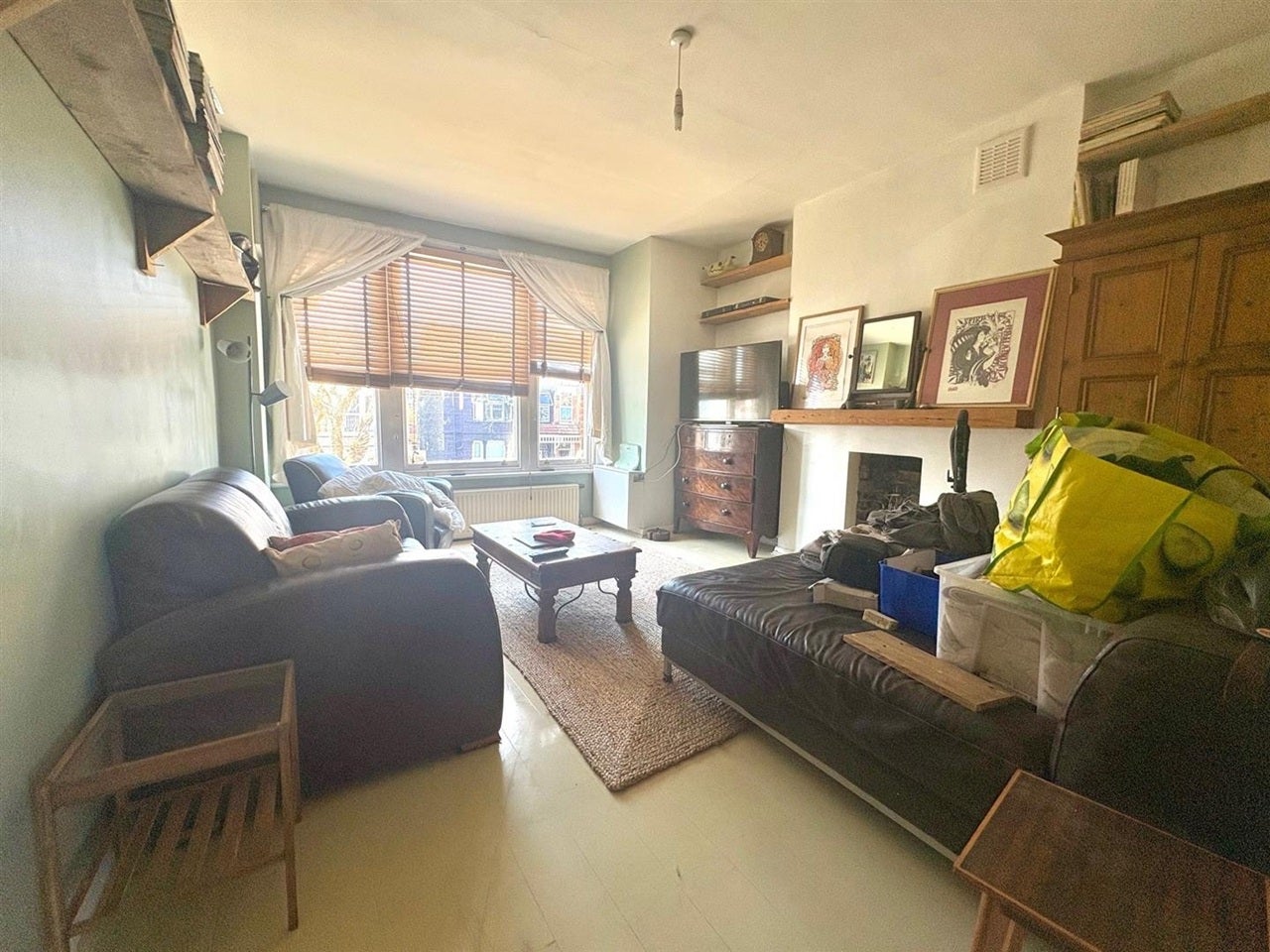 Flat Ashburnham Road in Greater London