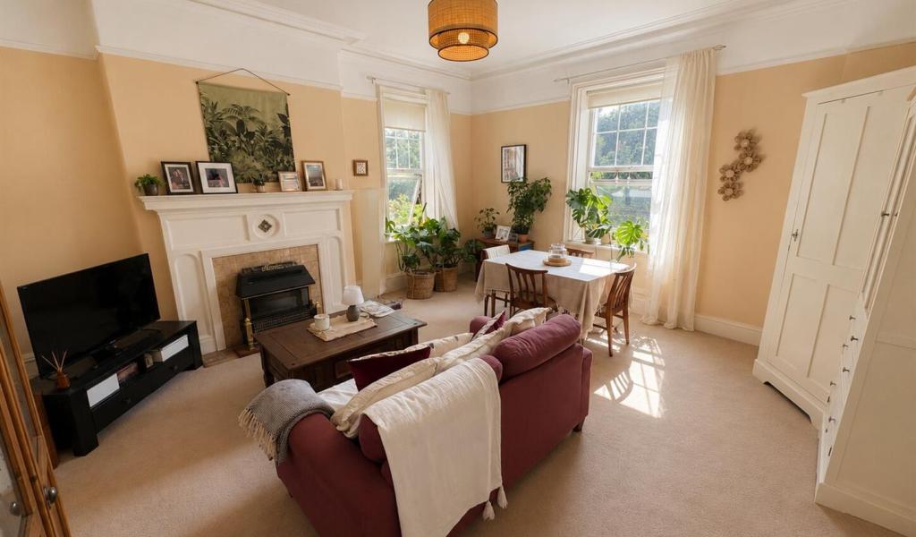 Flat Milbank Road in Darlington