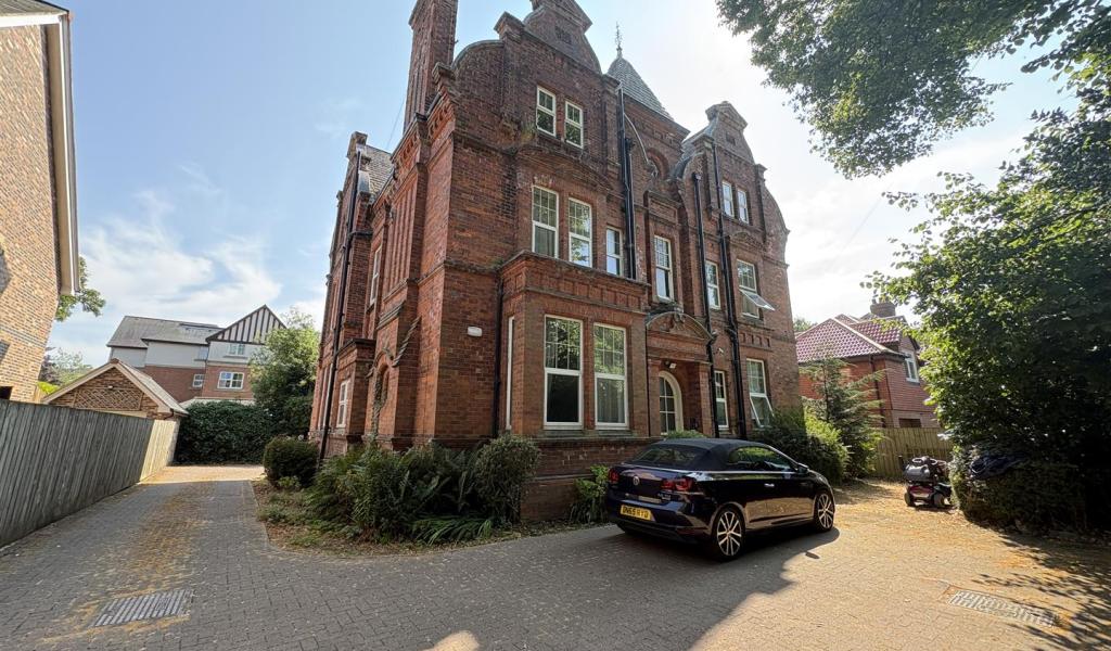 Flat Milbank Road in Darlington