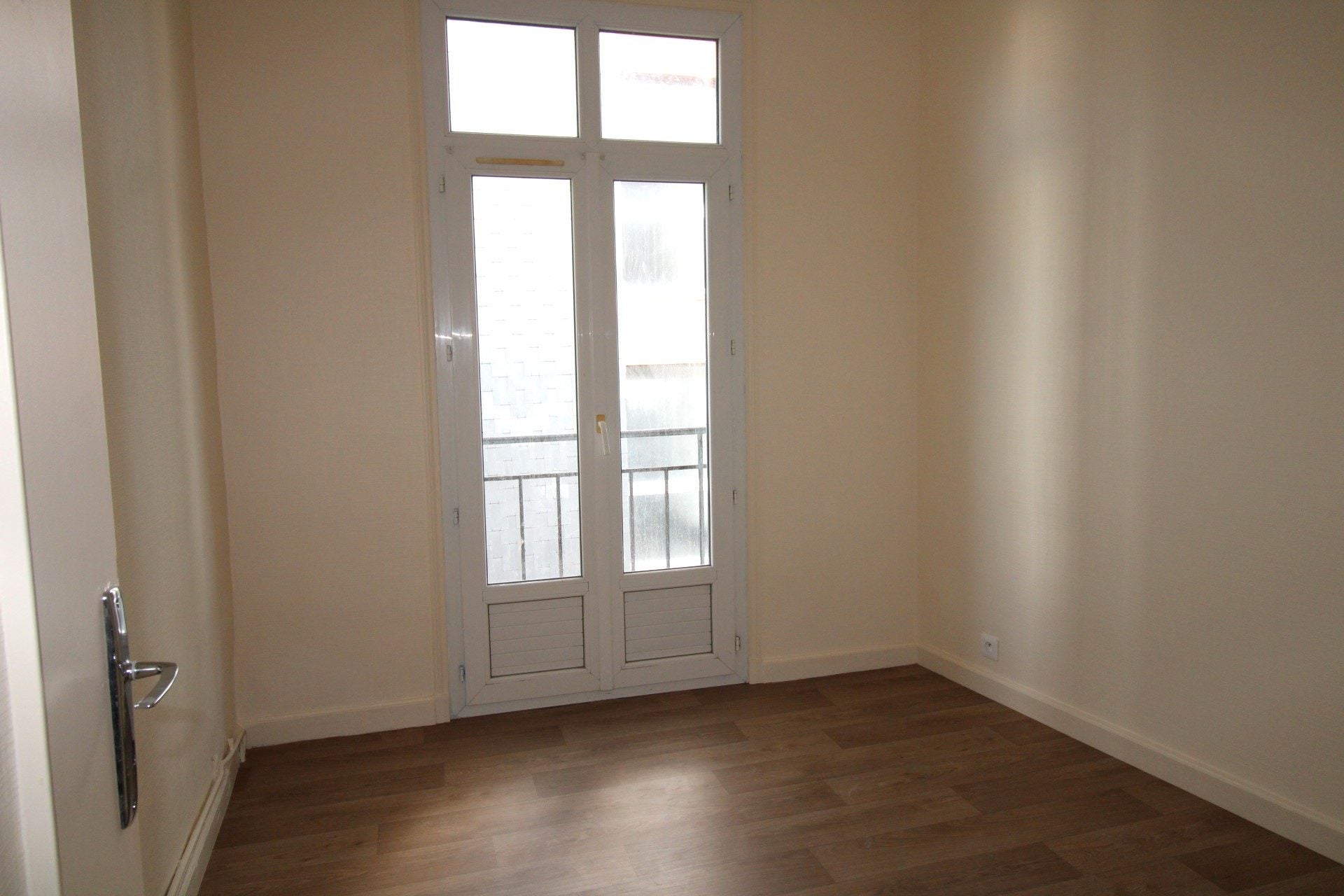 Flat Place du Guesclin in Saint-Brieuc