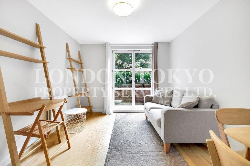 Flat Vincent Square in City of Westminster