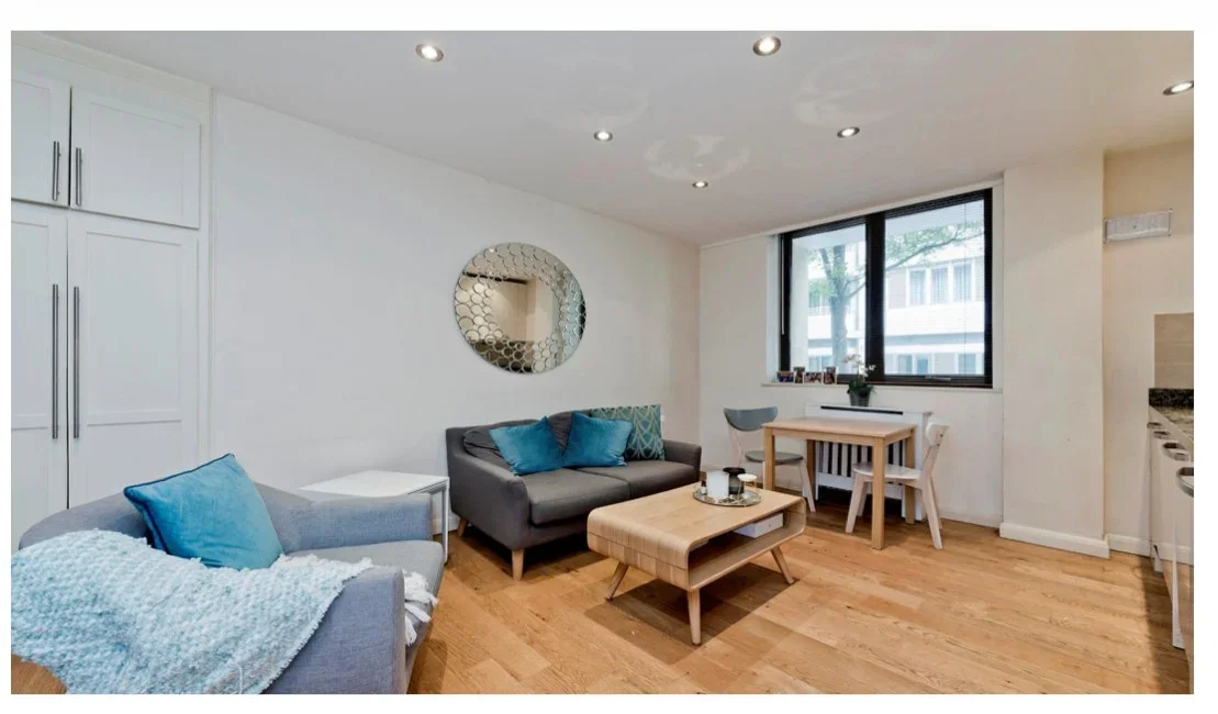 Flat Queensborough Terrace in City of Westminster