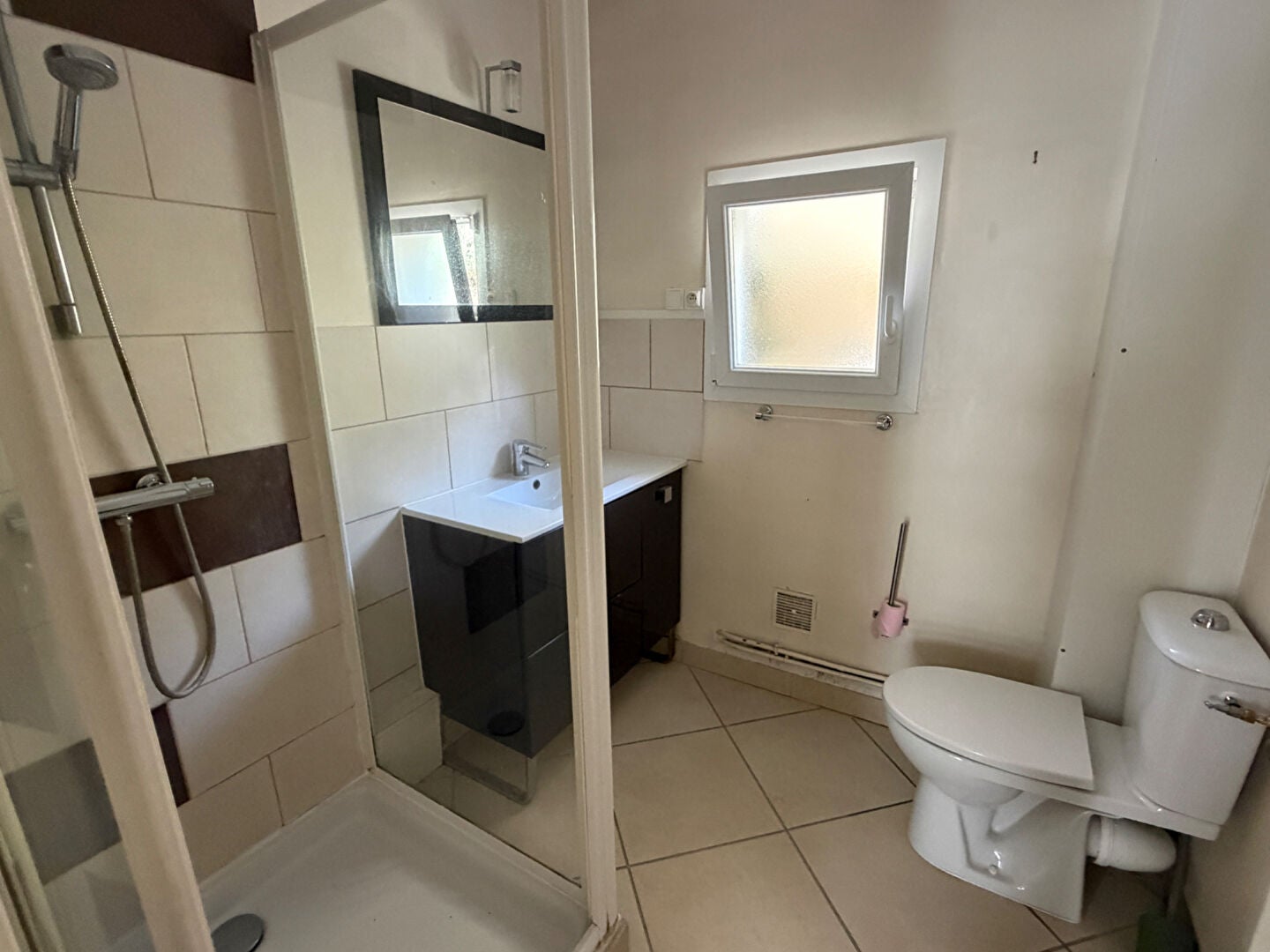 Flat Rue Leverrier in Caen