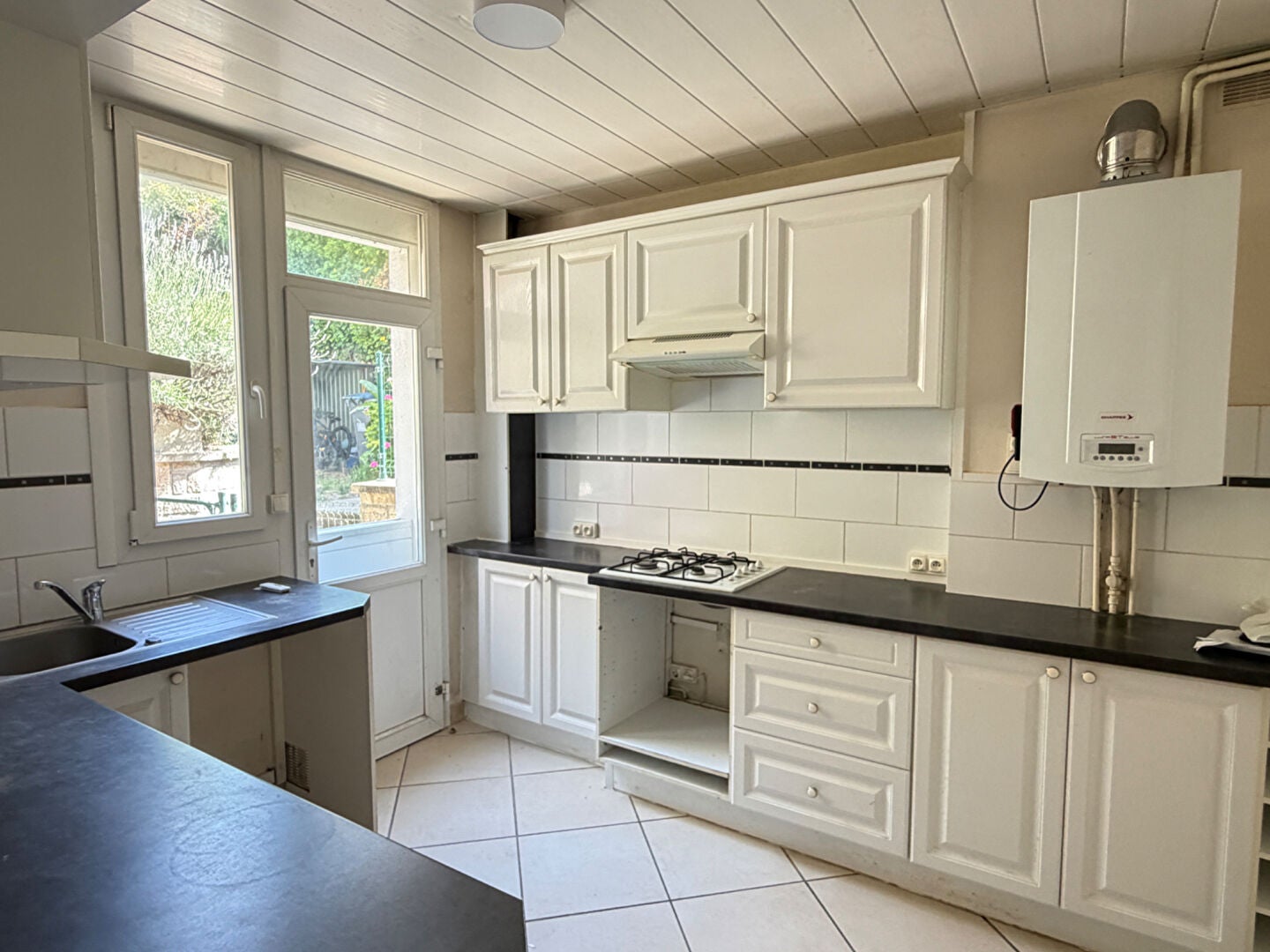 Flat Rue Leverrier in Caen
